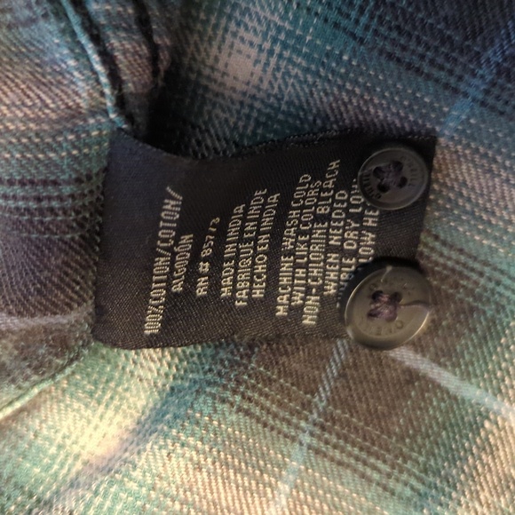 O'Neill men's flannel shirt. Teal, grey and baby blue plaid. Size L. - Picture 4 of 5